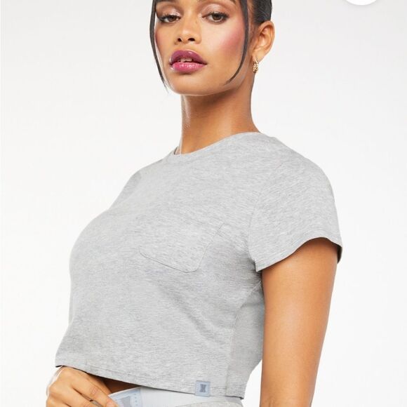 Savage Fenty Xssential Baby Pocket Tee Platinum Grey XL NWT and in packaging - Picture 4 of 8